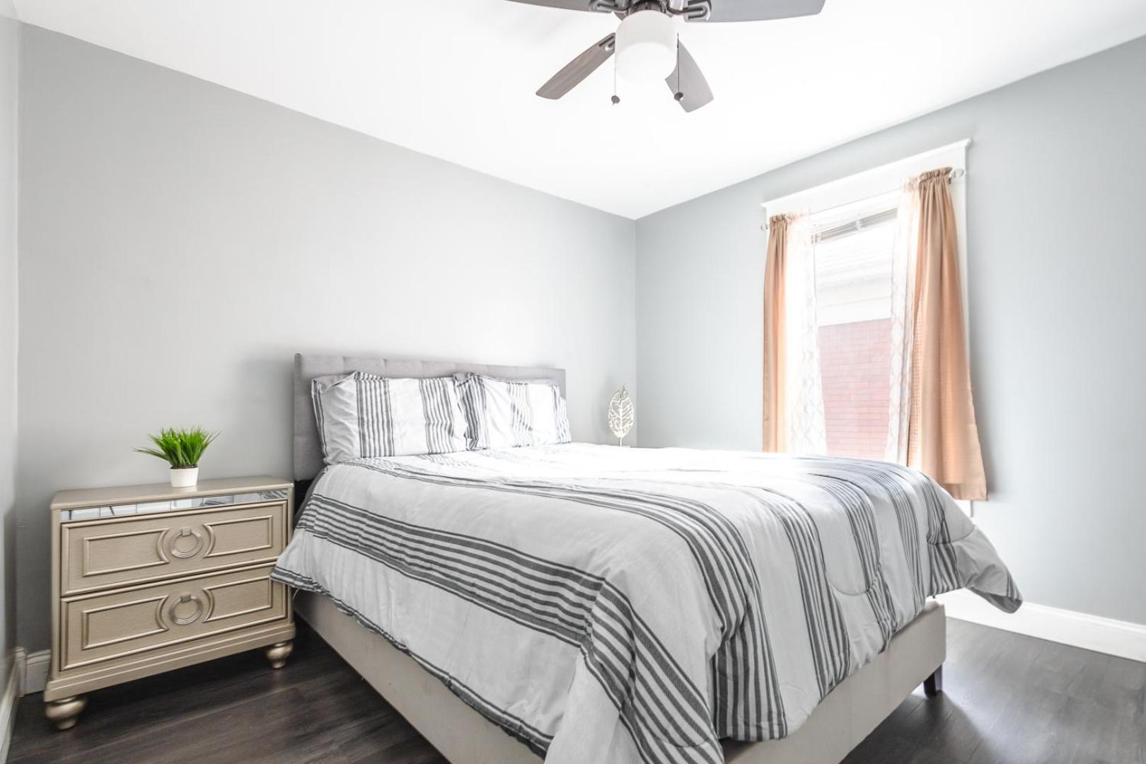 3Br Gem Near Falls-Sleeps 6 Comfortably Niagarafallen Exteriör bild